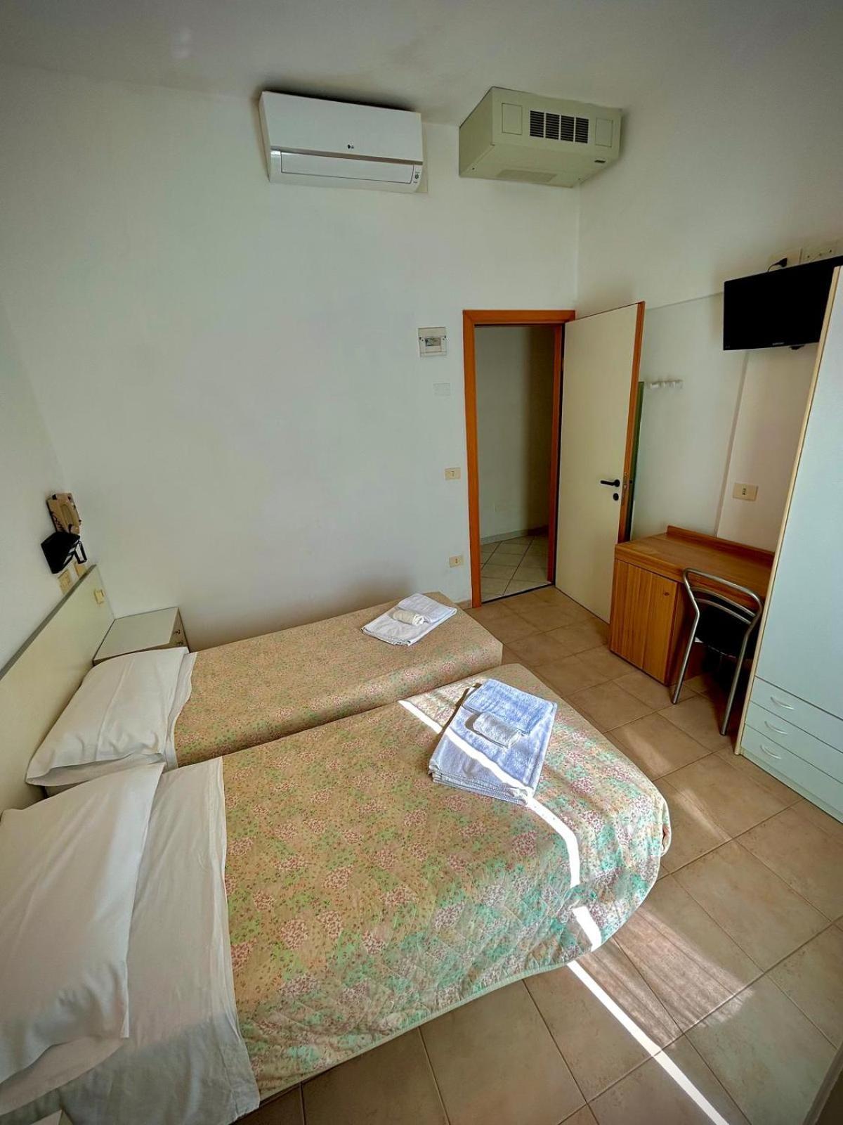 Hotel Sacramora Ρίμινι Εξωτερικό φωτογραφία